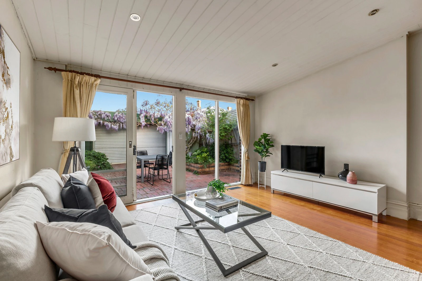 15 Carnarvon Street, Hawthorn East, VIC