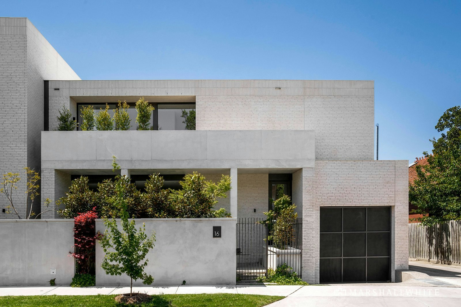 16 Irving Street, Malvern, VIC