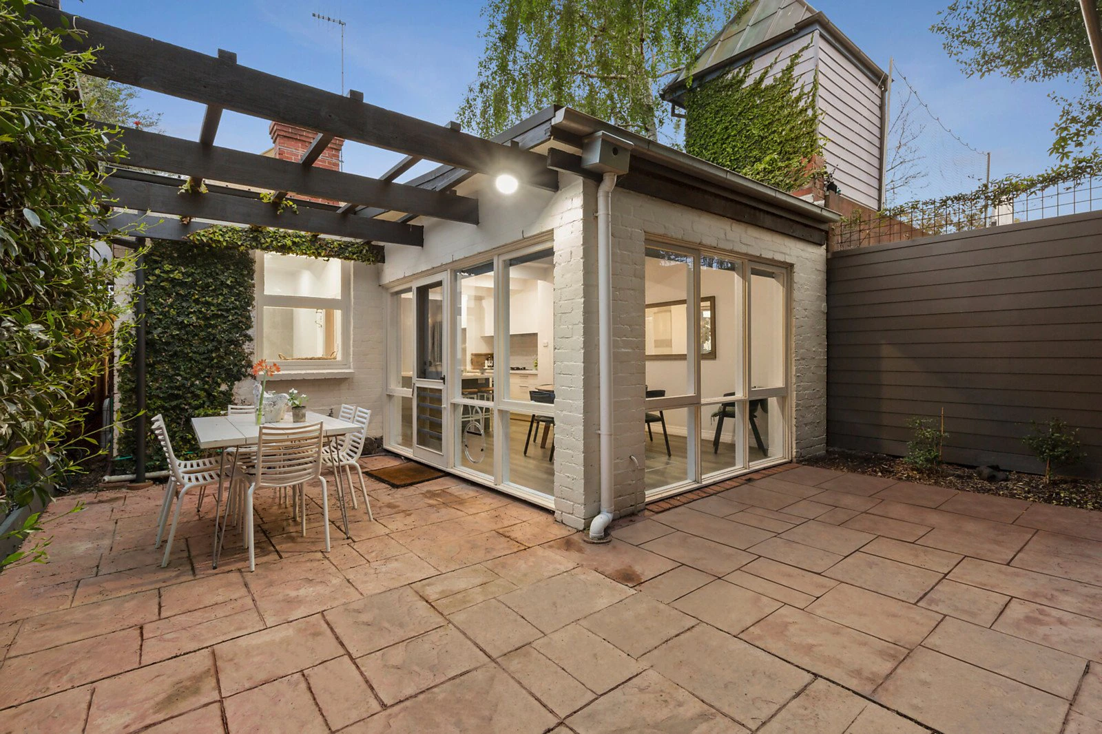 40 Bridport Street, South Melbourne, VIC