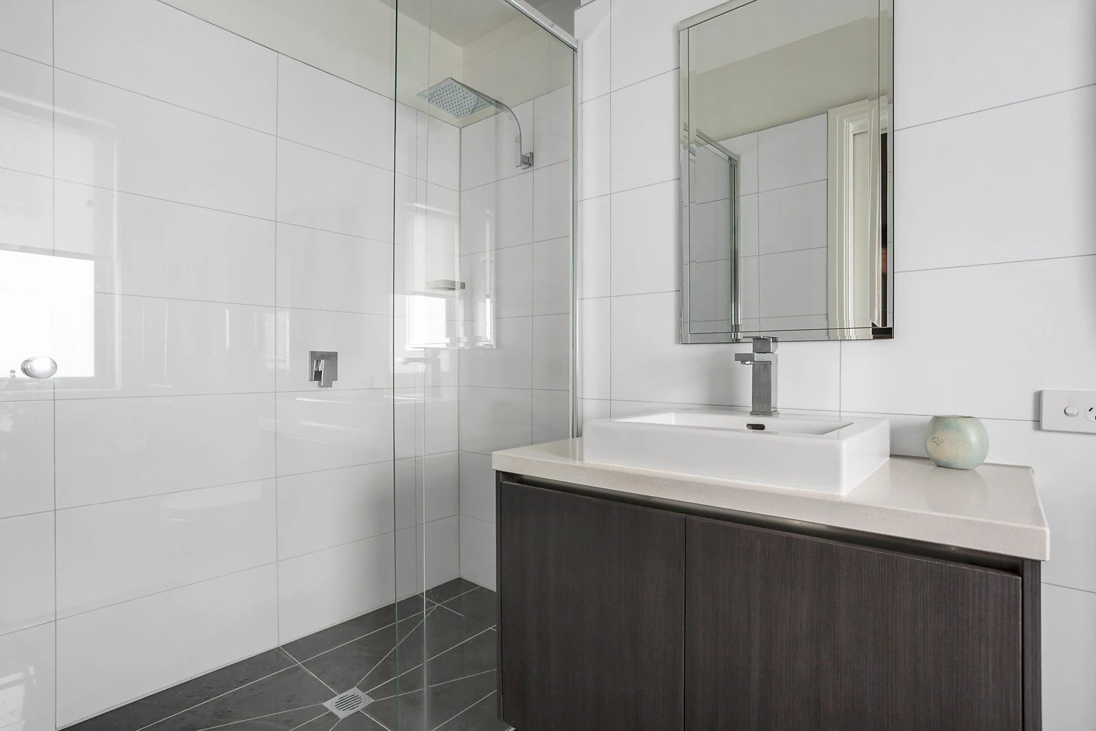 2/10 Darcy Street, Mornington, VIC