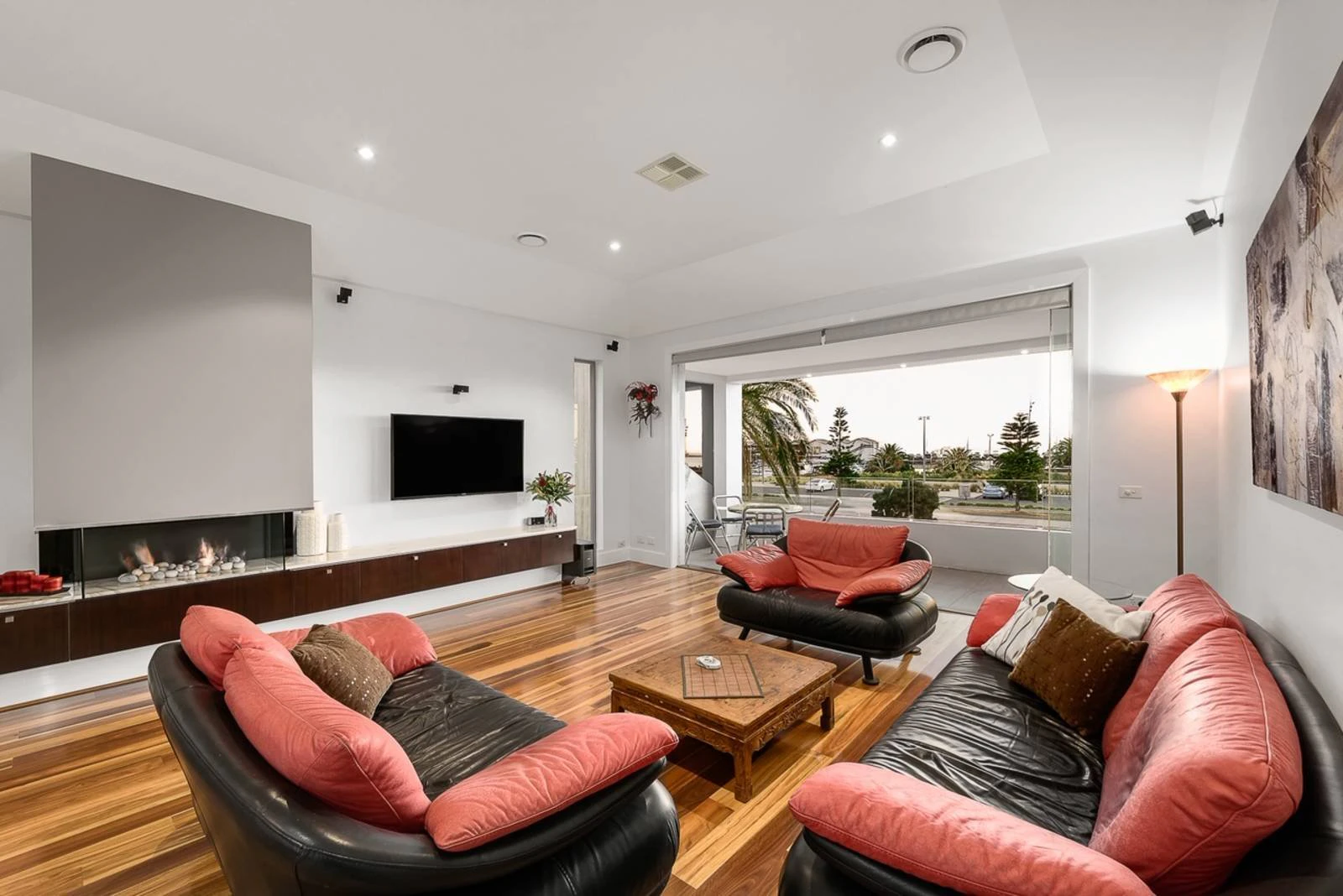 34b Marine Parade, St Kilda, VIC