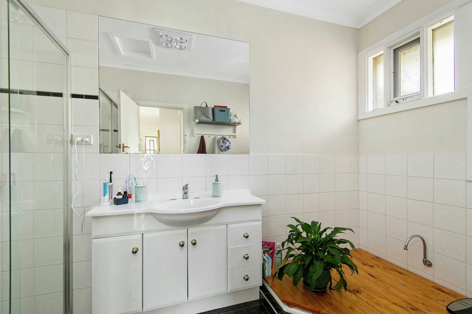 1/228 Highfield Road, Camberwell, VIC