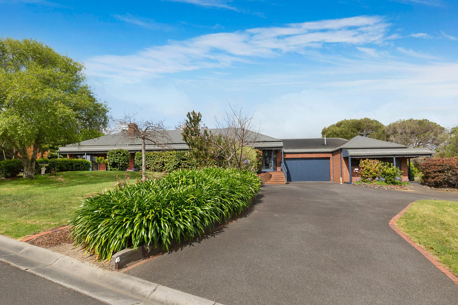 1 Quinton Court, Mount Eliza, VIC