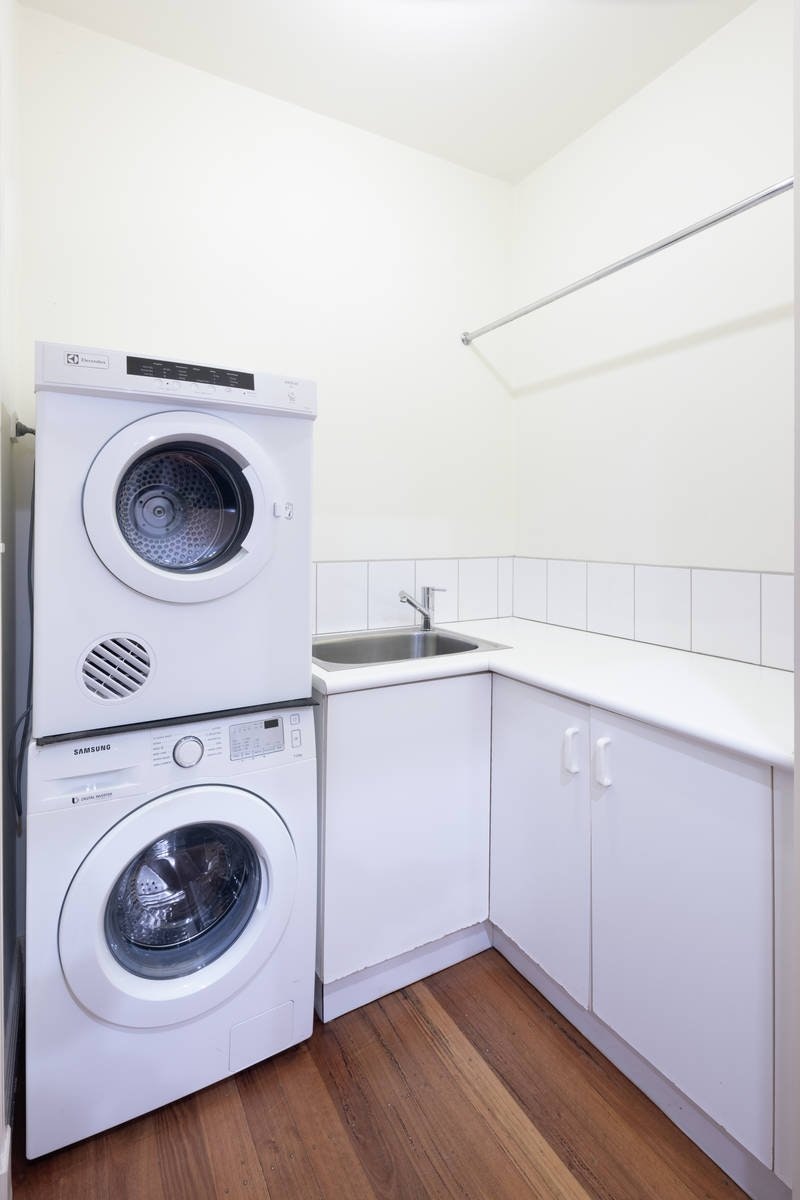 8/16 Victoria Street, Brighton, VIC