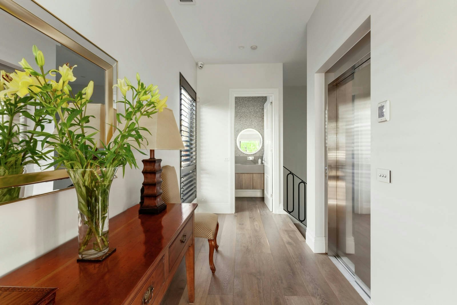 2/12 Millicent Avenue, Toorak, VIC