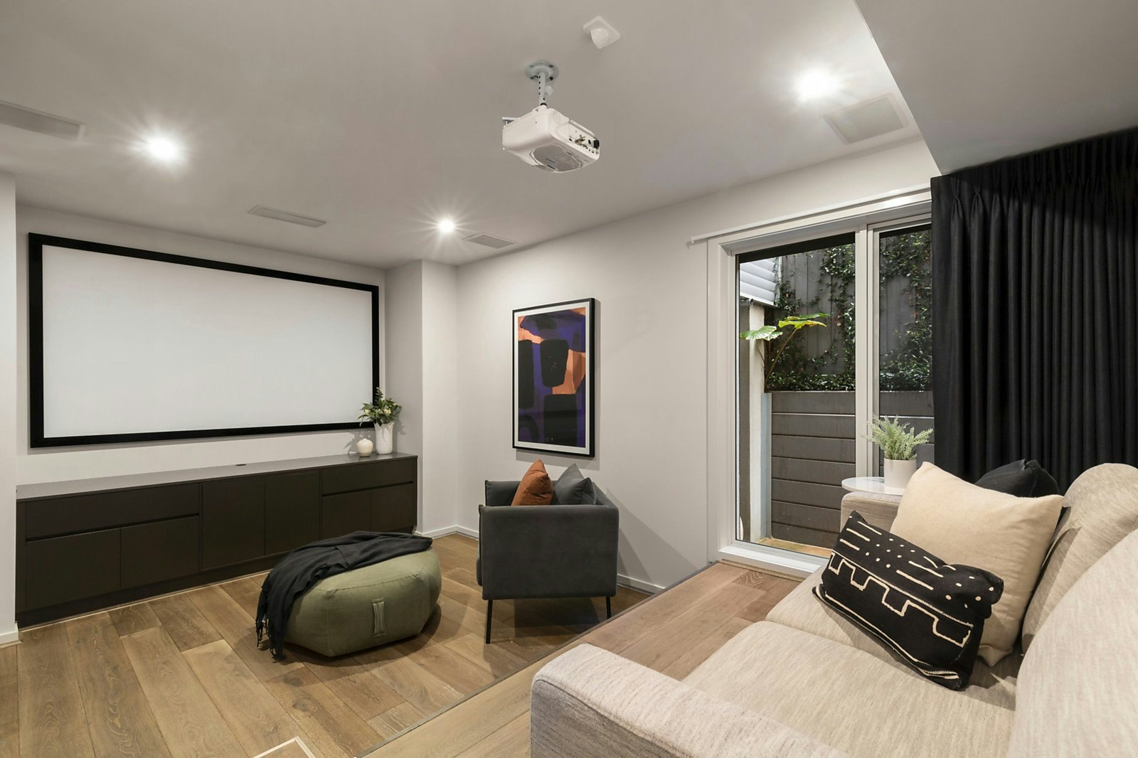 32A Milton Parade, Malvern, VIC