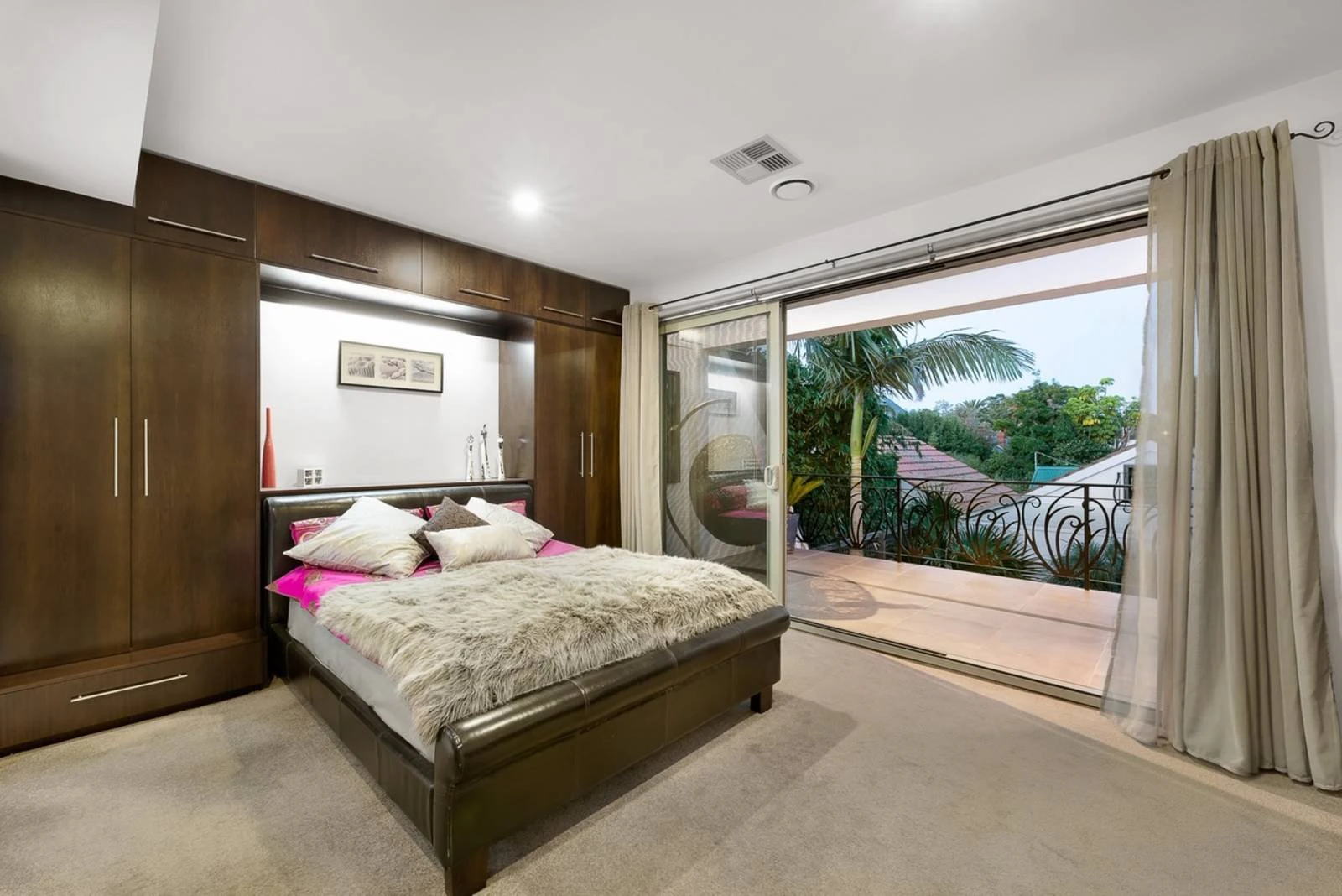 34b Marine Parade, St Kilda, VIC