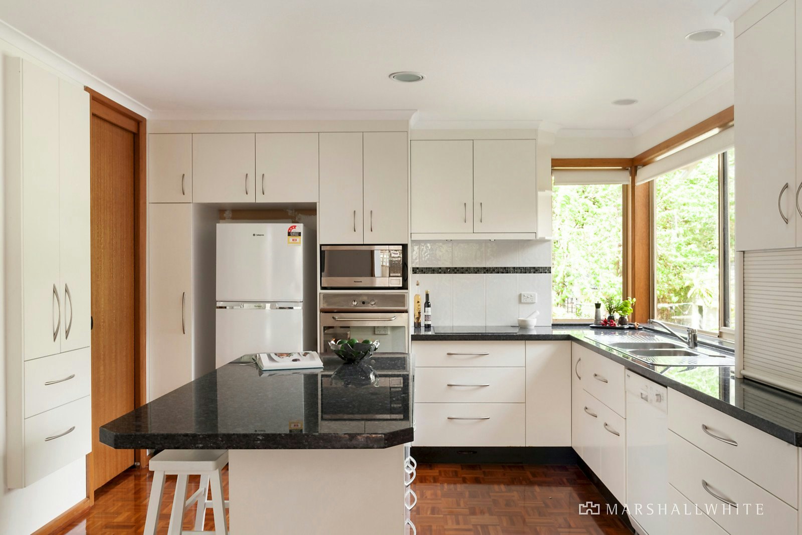 6 Marden Street, Canterbury, VIC