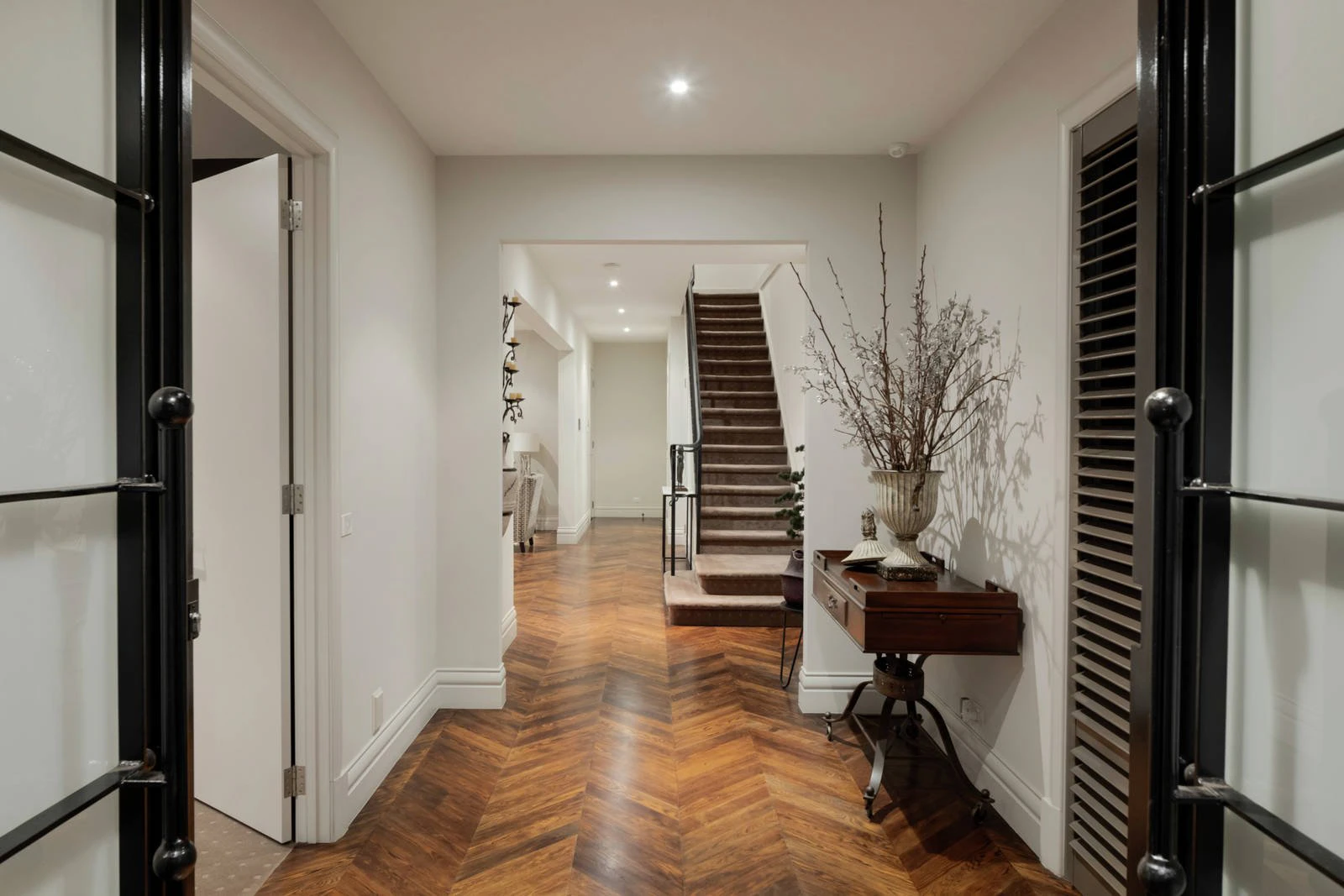 24 Parslow Street, Malvern, VIC