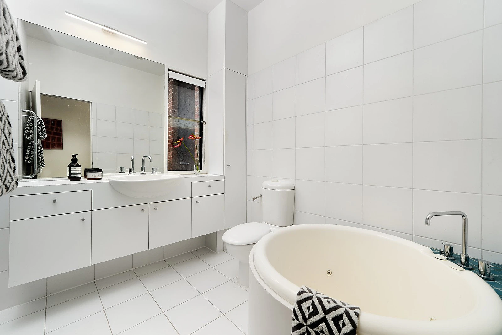 49 Bridport Street, South Melbourne, VIC