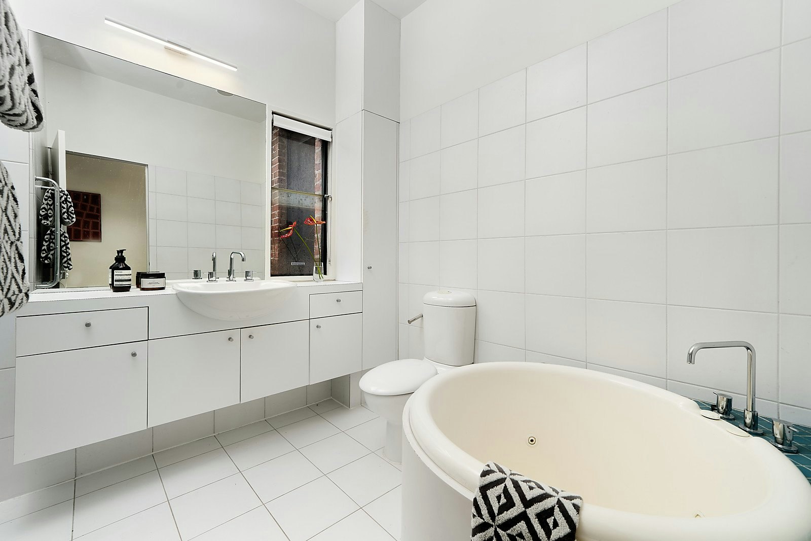 49 Bridport Street, South Melbourne, VIC