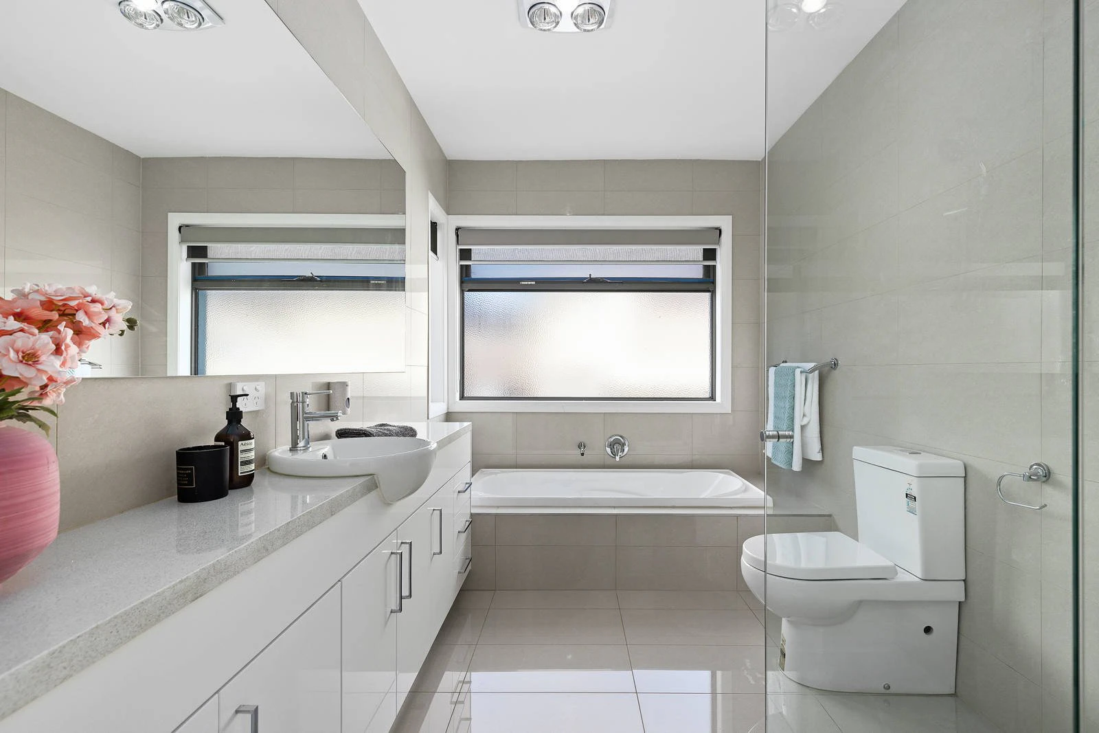 1/5 Romford Court, Doncaster East, VIC