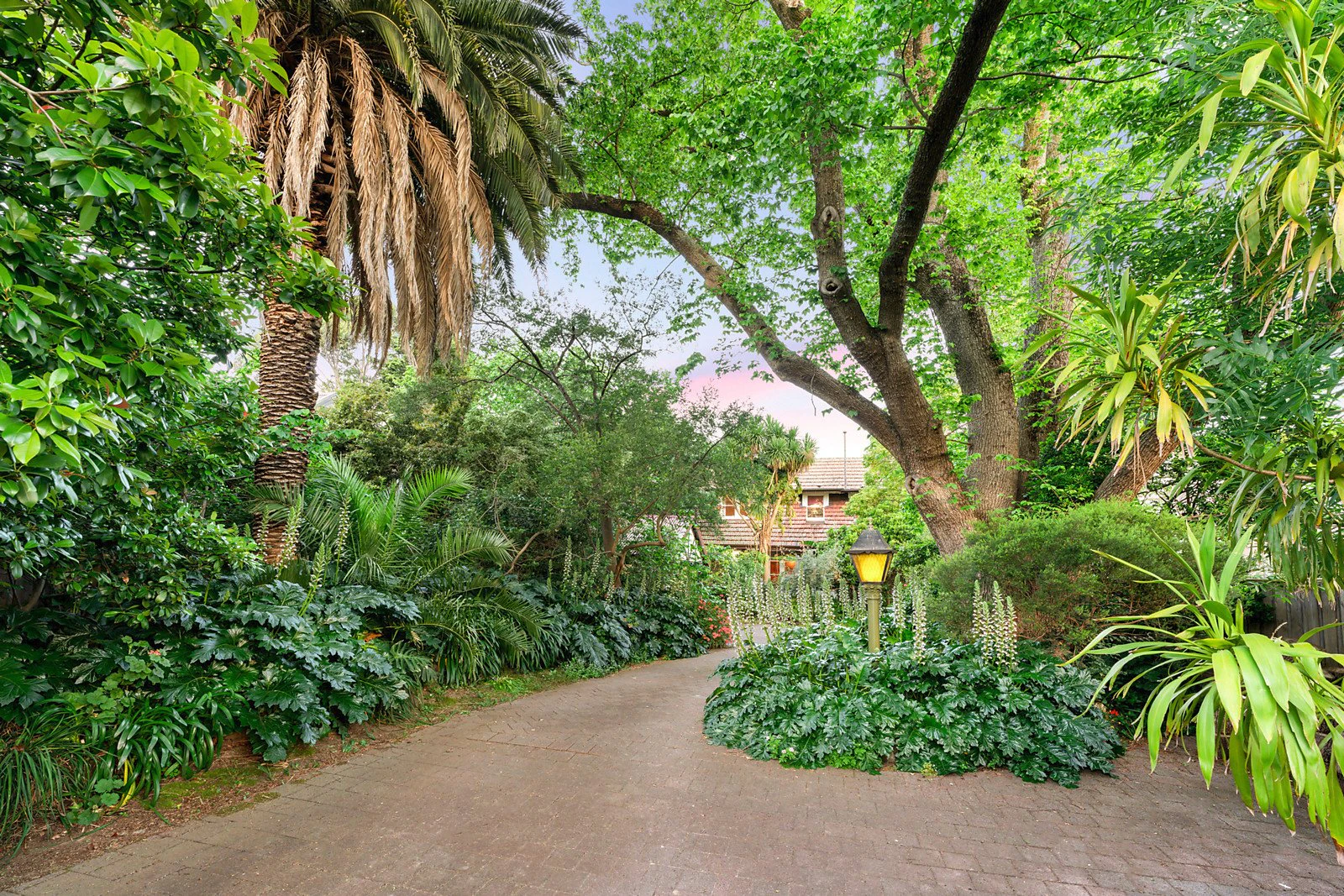 744 Canterbury Road, Surrey Hills, VIC