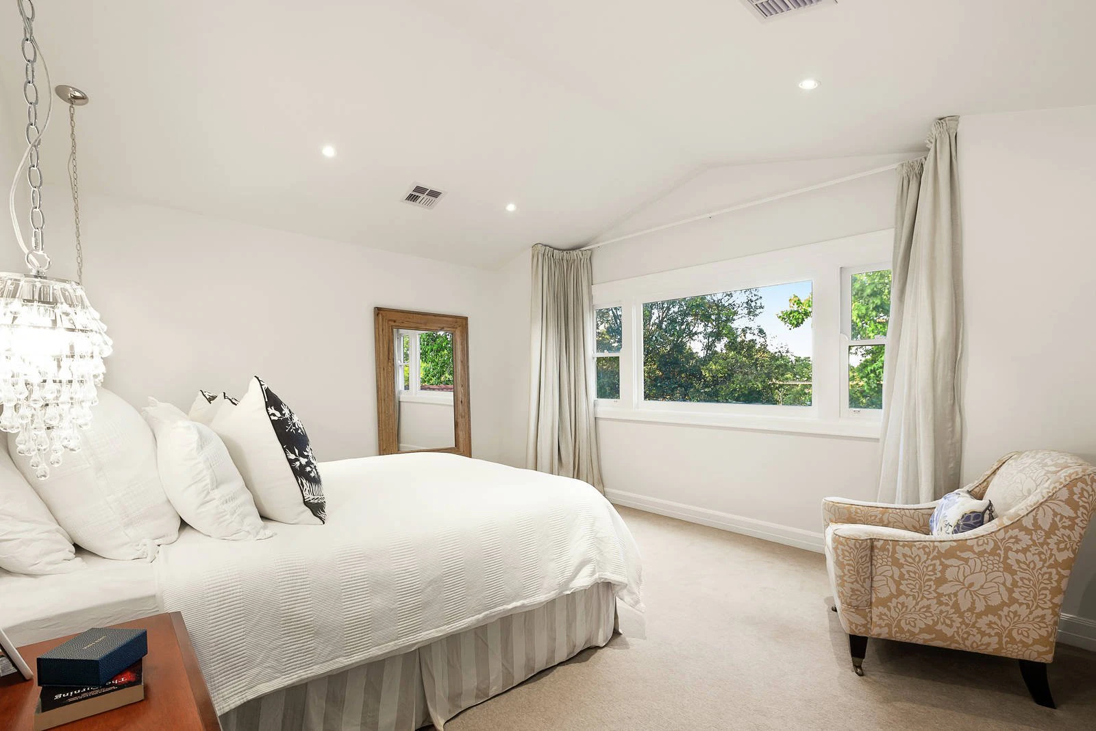 30 Flowerdale Road, Glen Iris, VIC