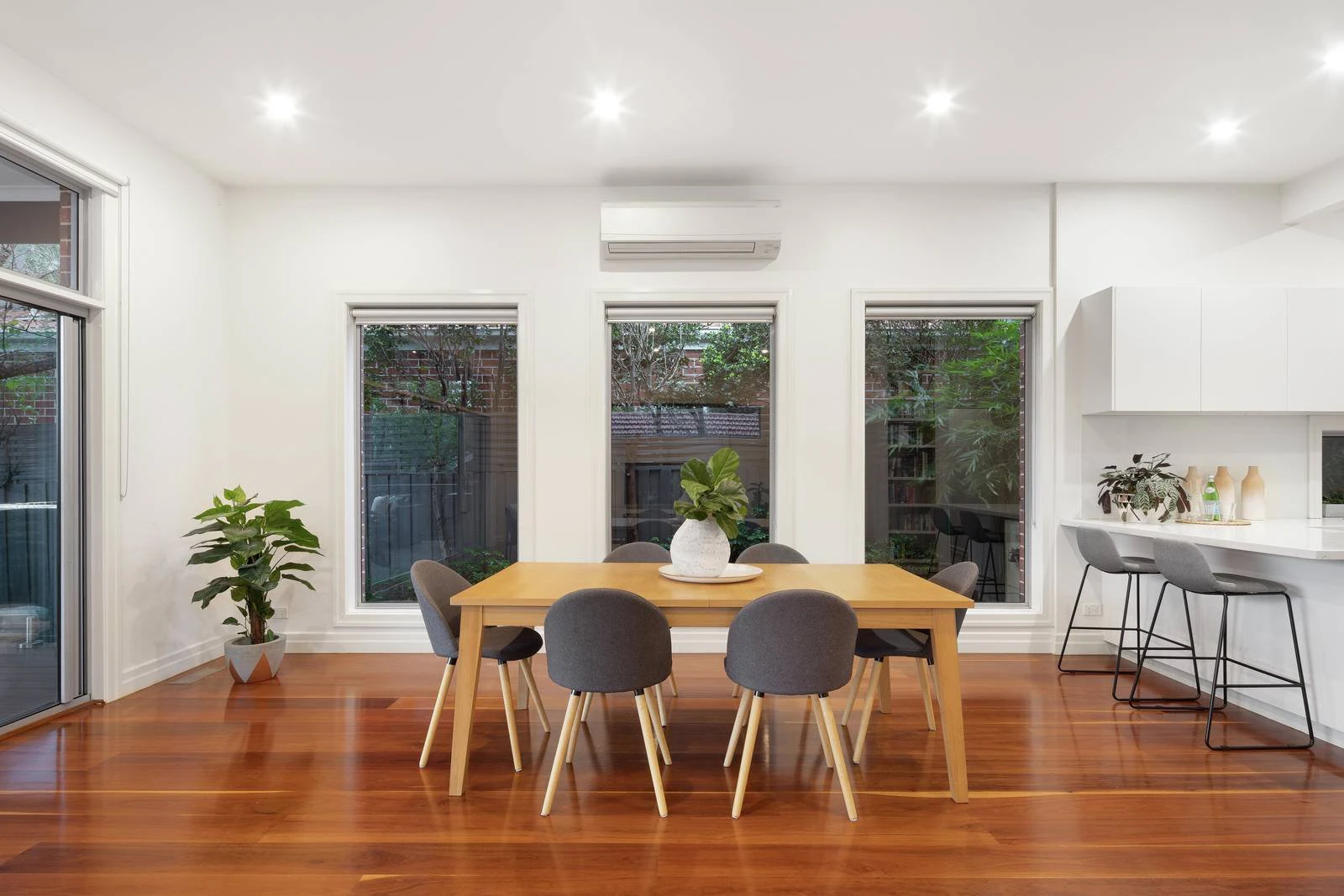 14a Peate Avenue, Glen Iris, VIC