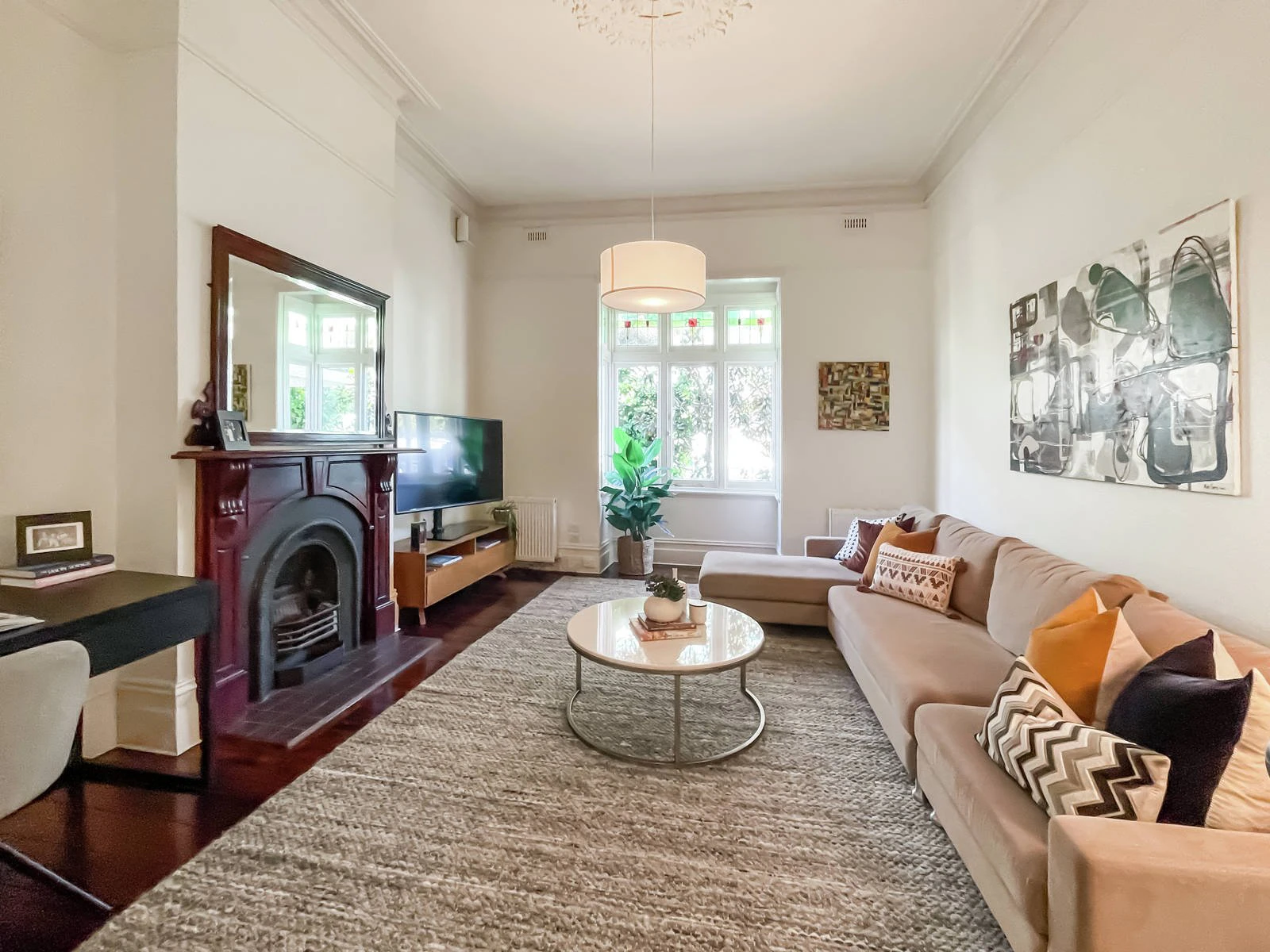26 Warburton Road, Canterbury, VIC