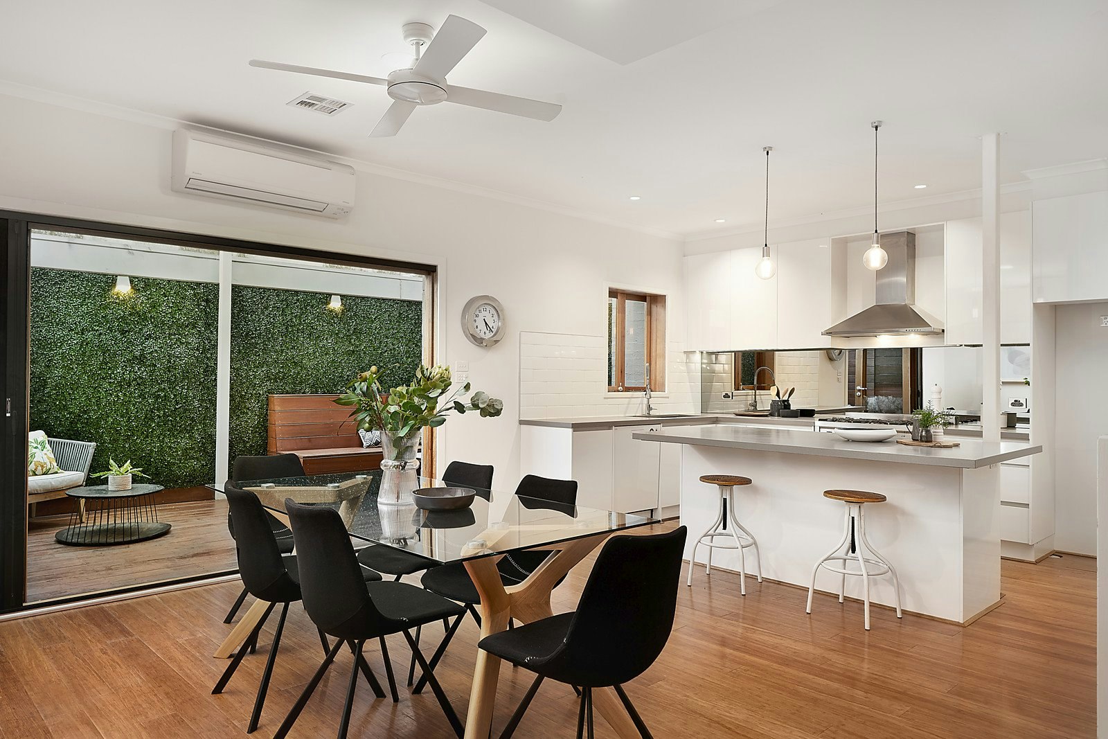 8/141 Albert Street, Port Melbourne, VIC