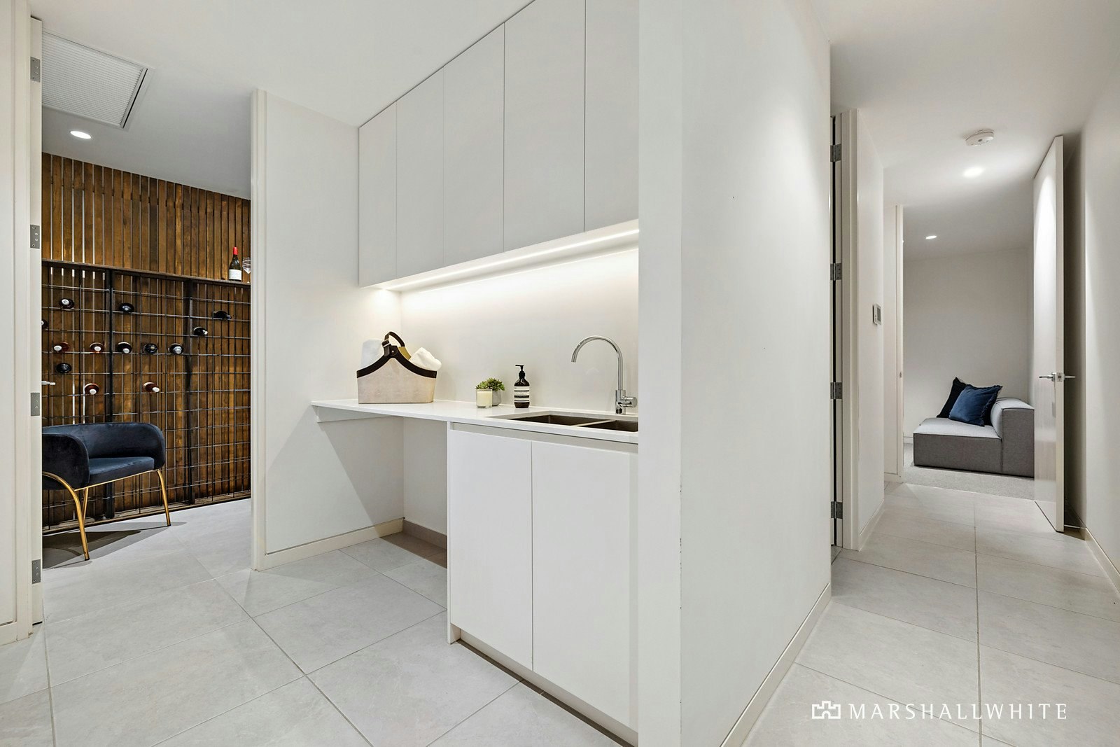 2/21 Broadway, Elwood, VIC