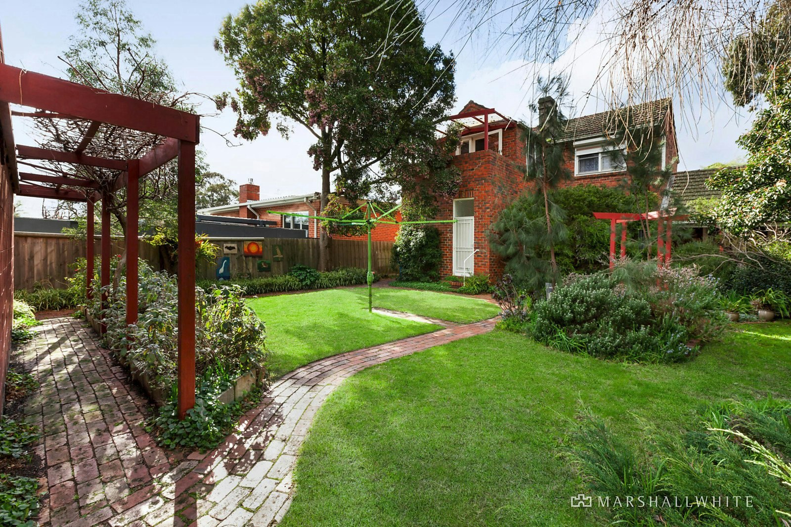 15 Cooloongatta Road, Camberwell, VIC