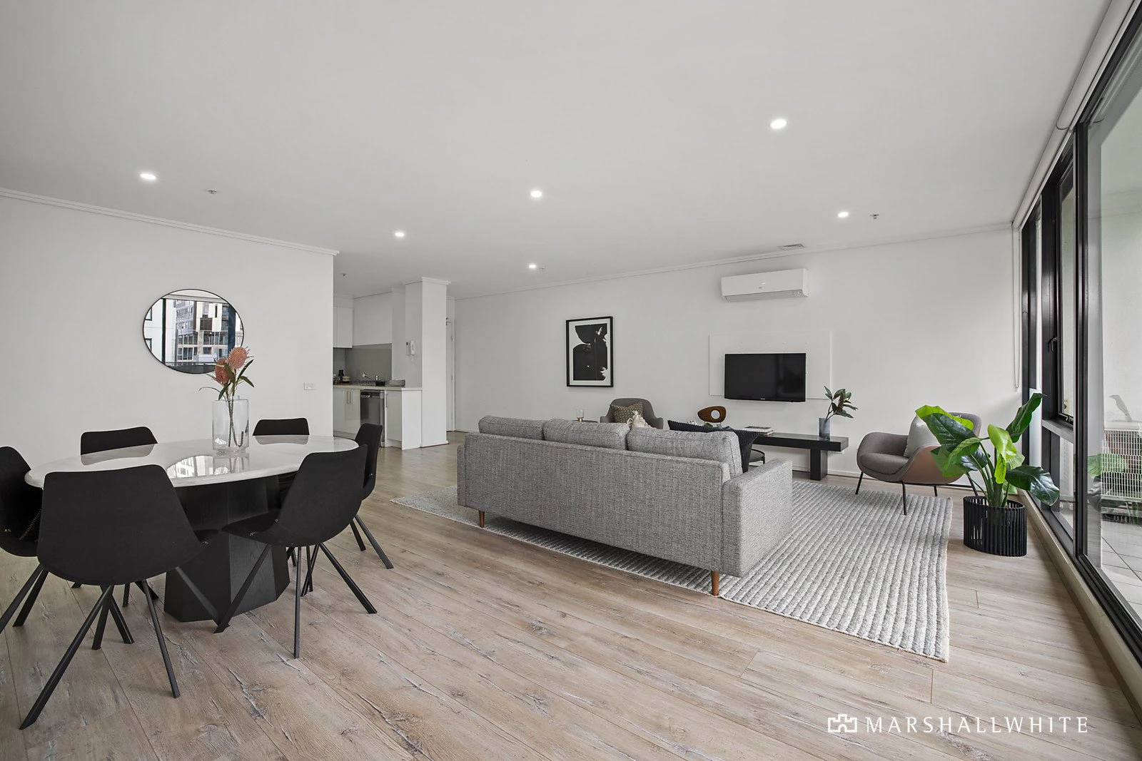 412/38 Bank Street, South Melbourne, VIC