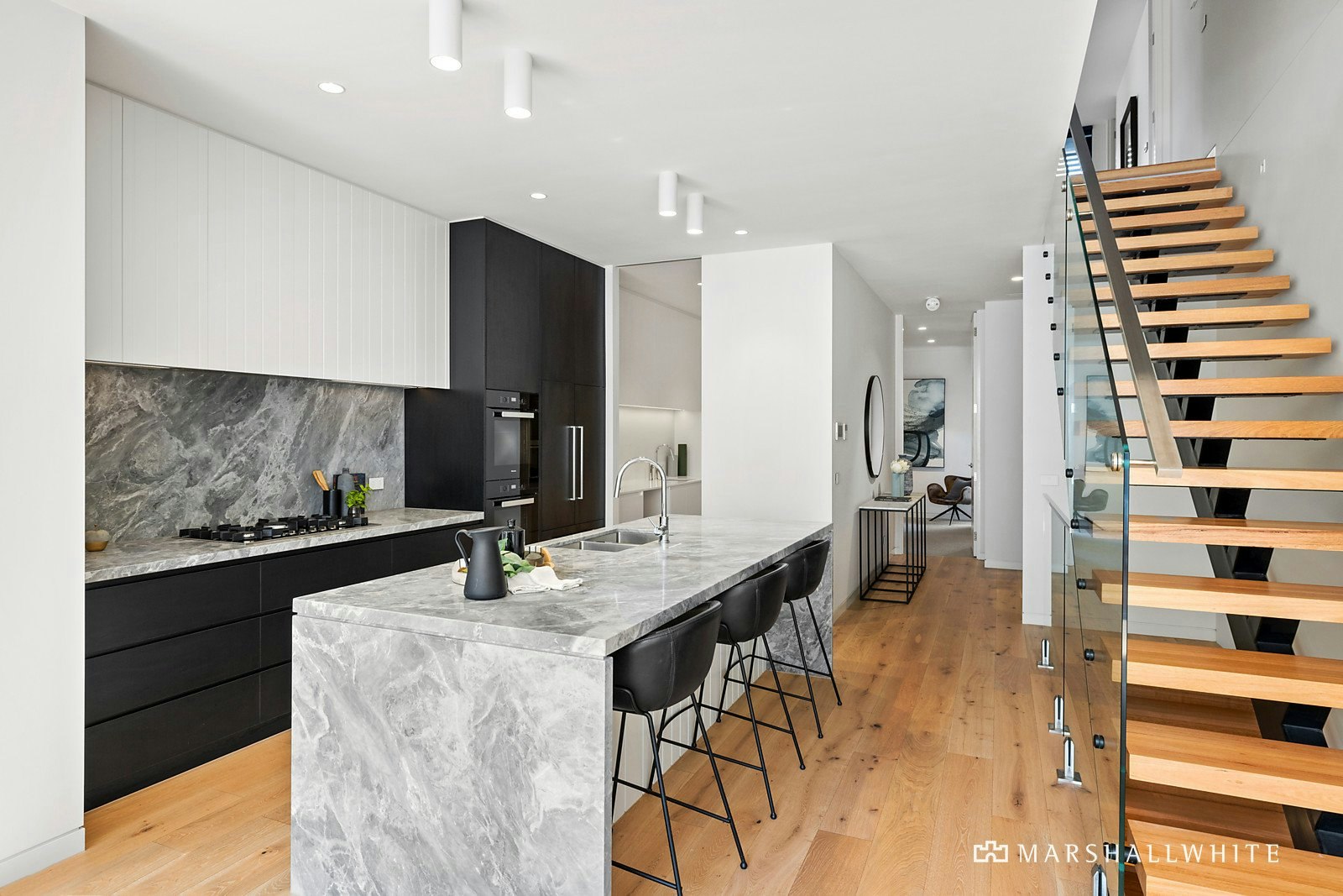 2/21 Broadway, Elwood, VIC