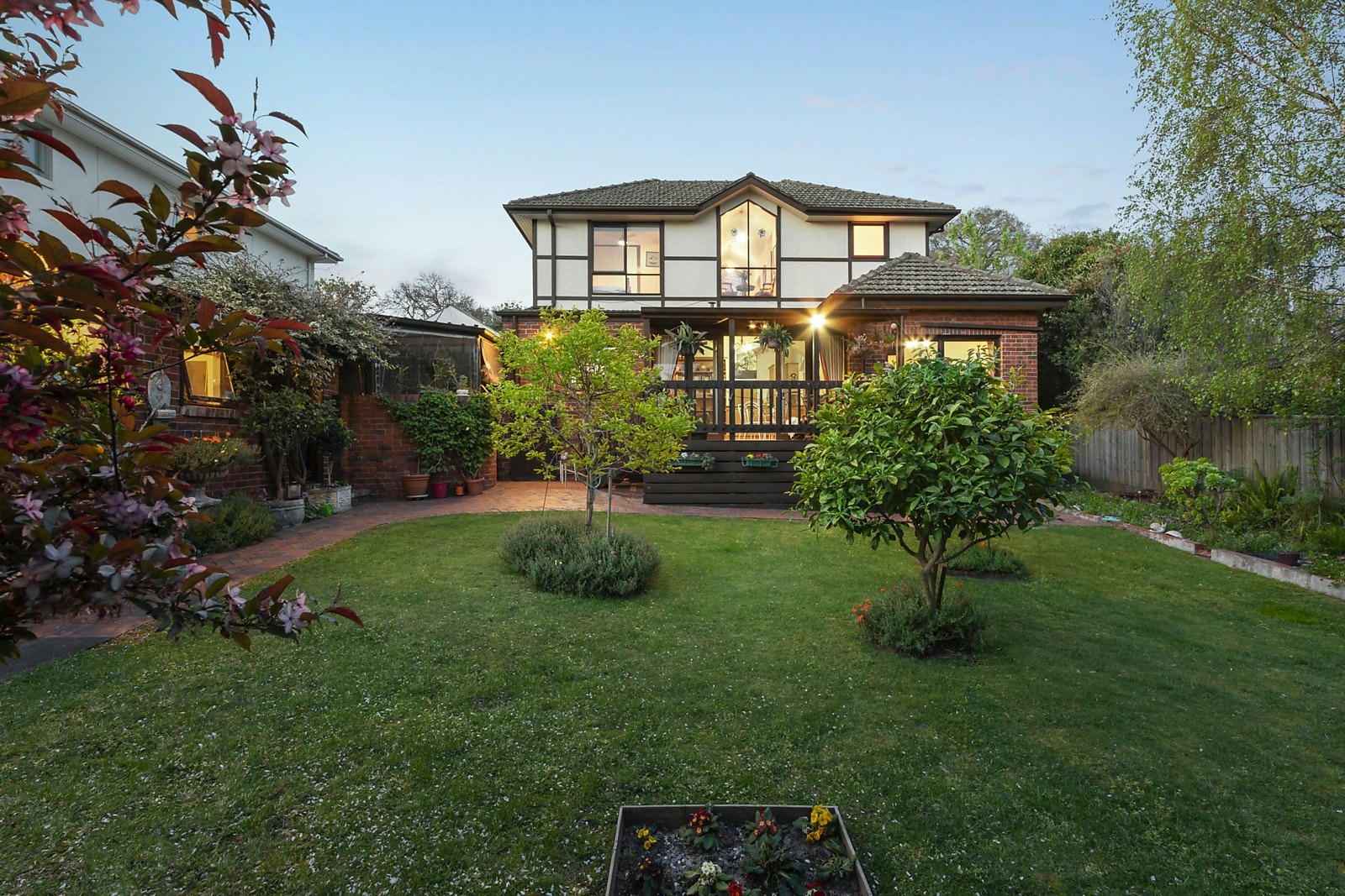 8B Cochran Avenue, Camberwell, VIC