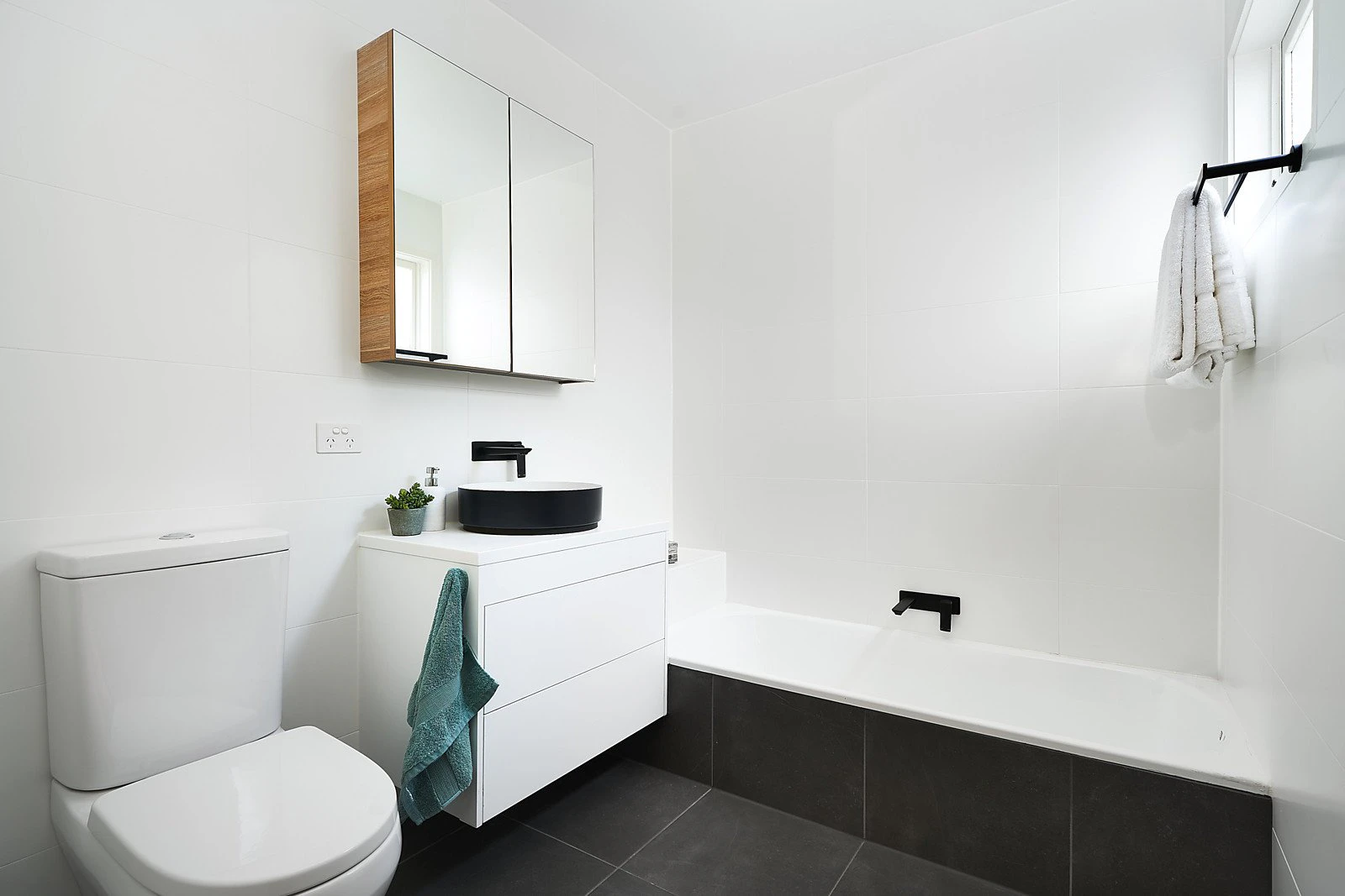 8/141 Albert Street, Port Melbourne, VIC