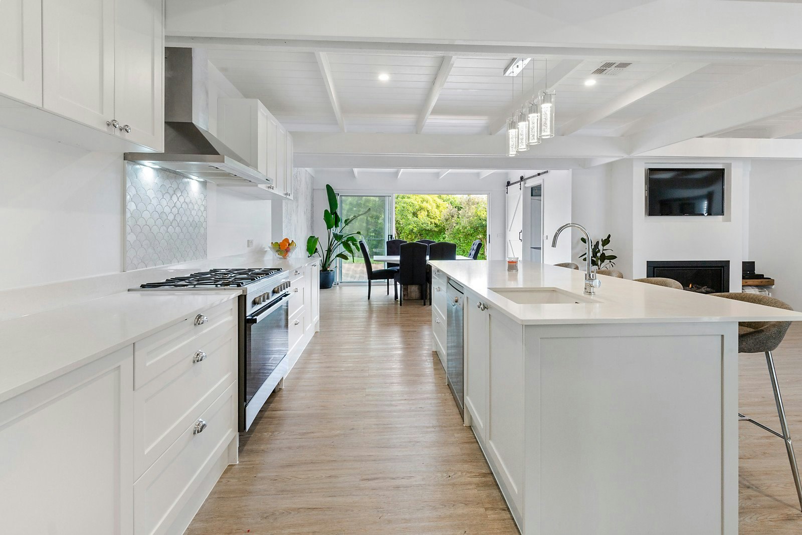 28 Walkers Road, Mount Eliza, VIC