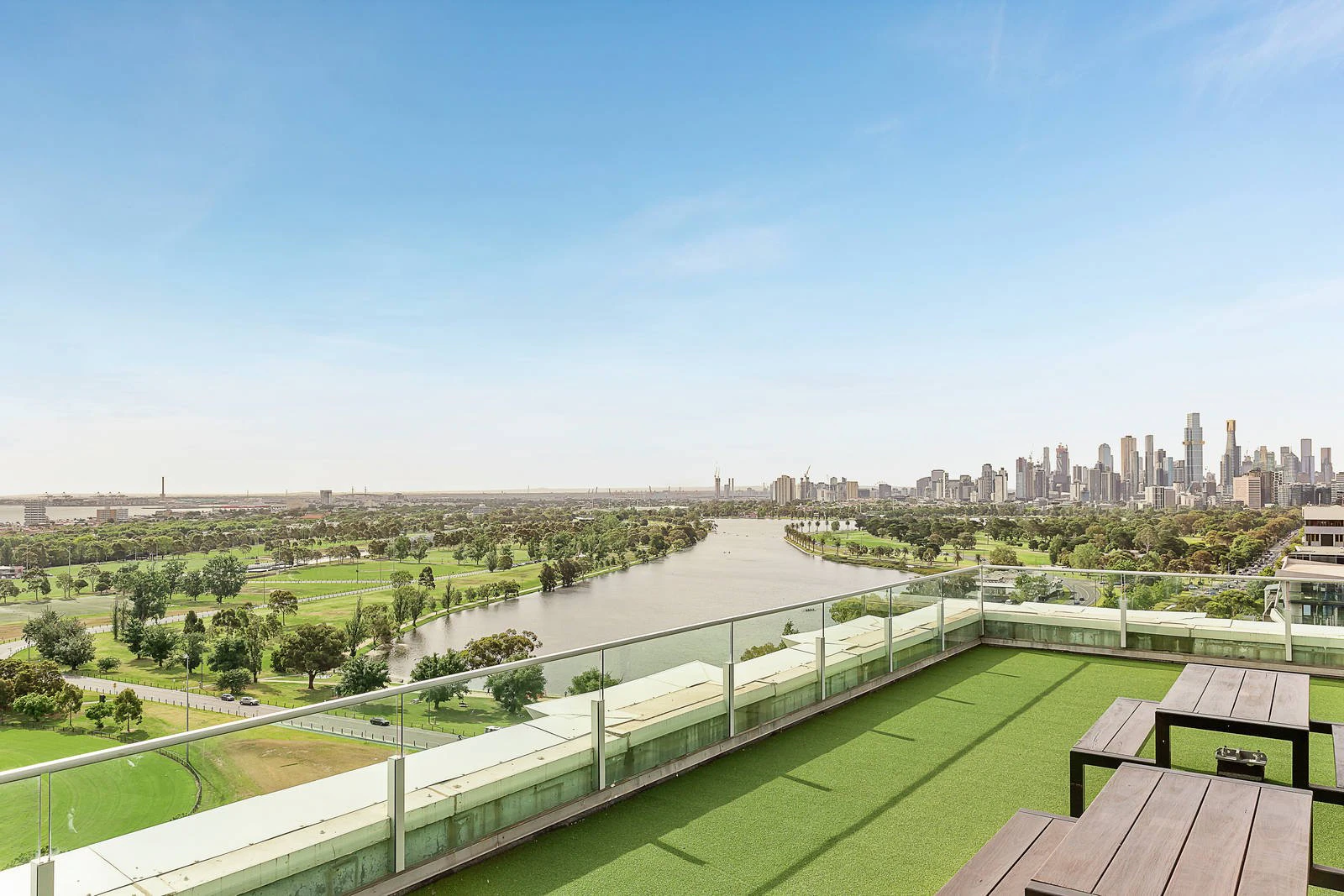 1102/82 Queens Road, Melbourne, VIC