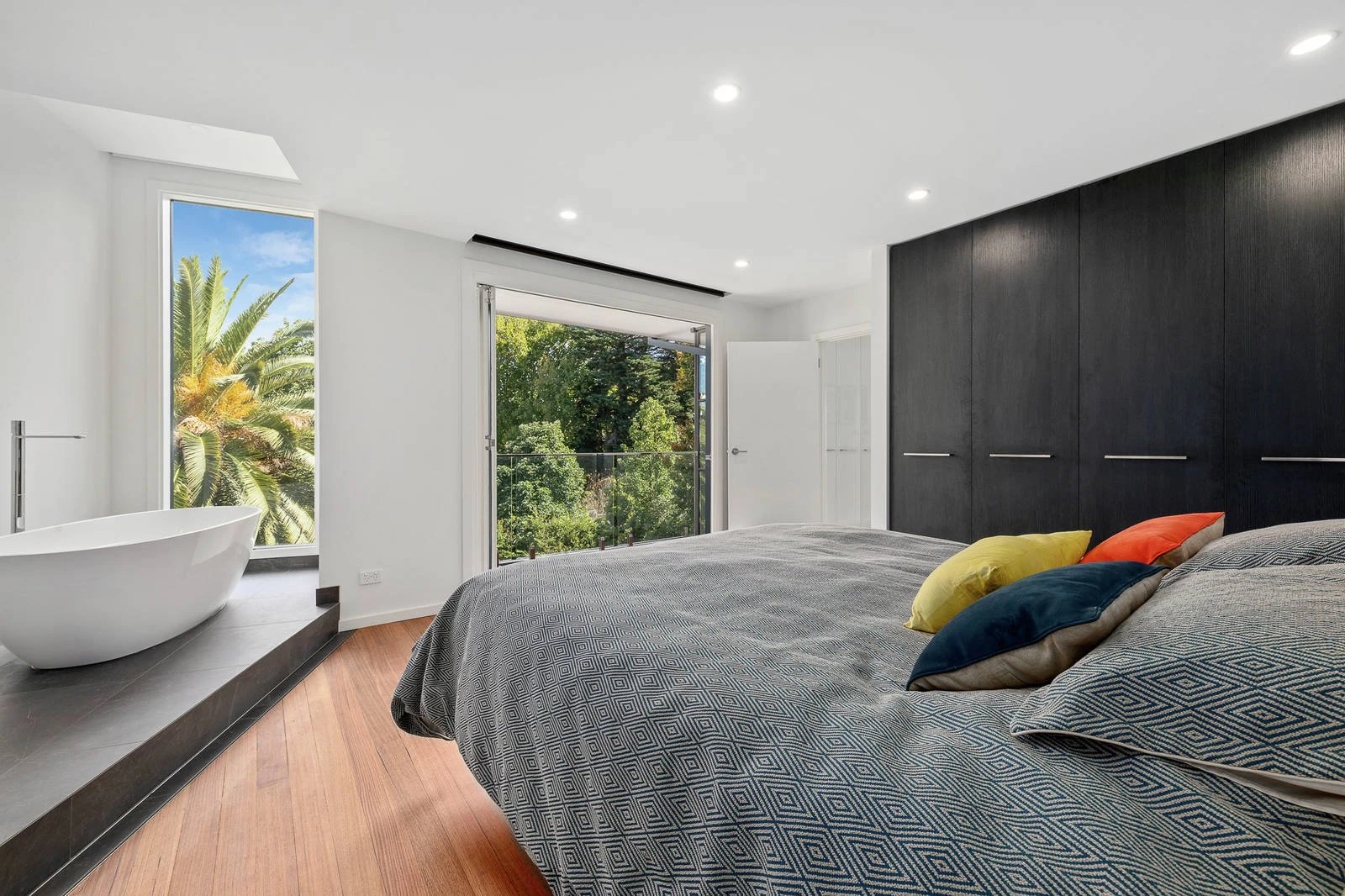 1B Power Avenue, Toorak, VIC