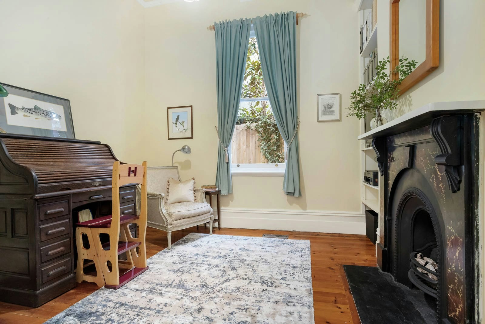 16 Lyndhurst Crescent, Hawthorn, VIC