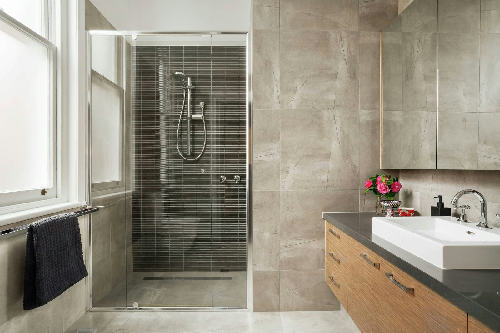 16 Lyndhurst Crescent, Hawthorn, VIC