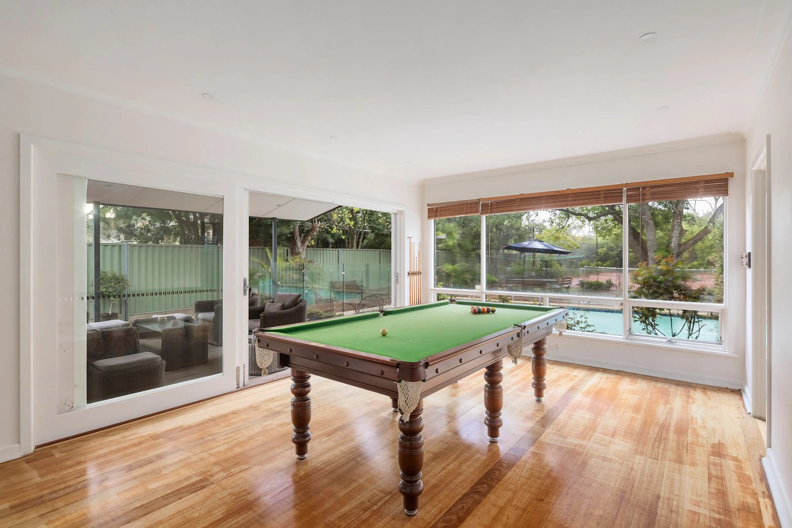 122 Ashburn Grove, Ashburton, VIC