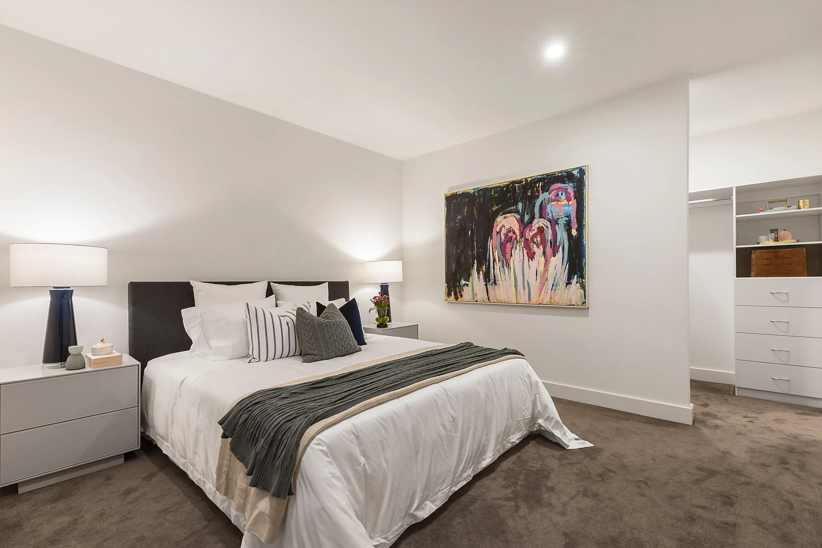 2/4 Garden Road, Camberwell, VIC