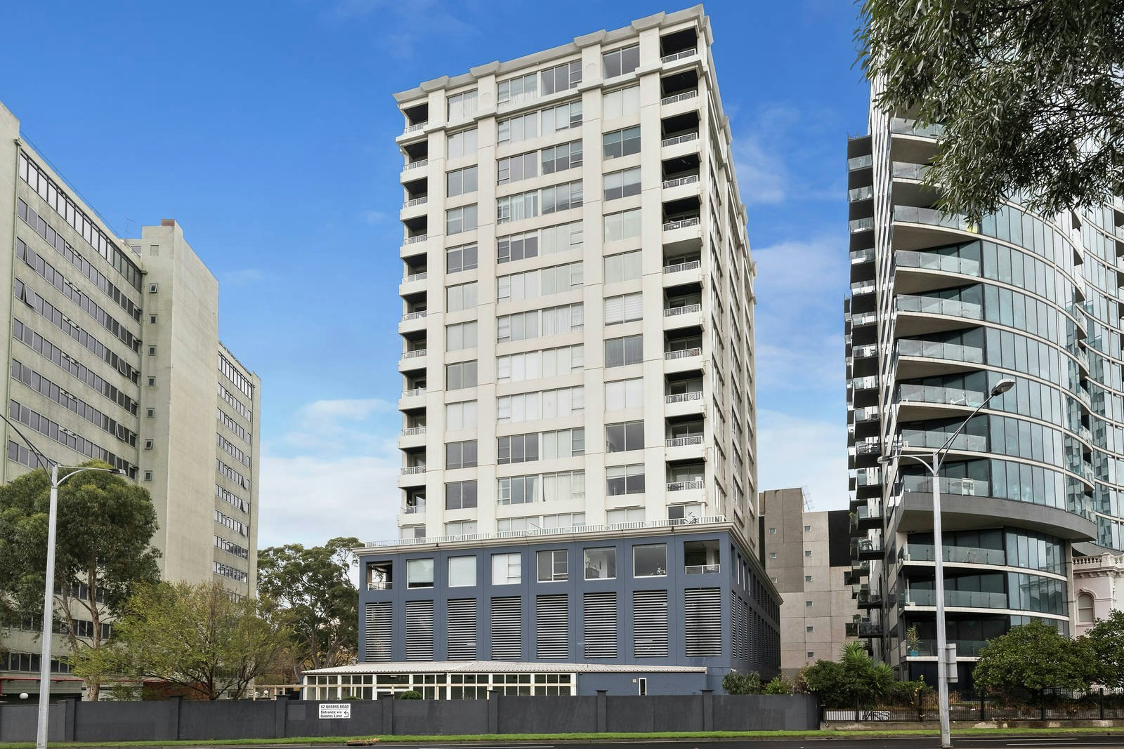 1102/82 Queens Road, Melbourne, VIC