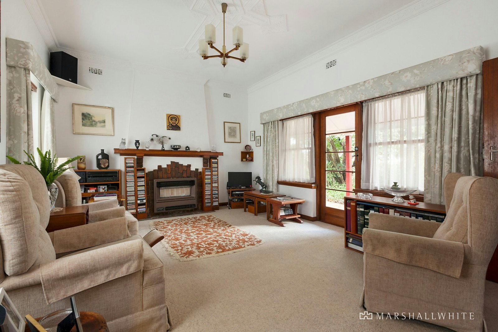 15 Cooloongatta Road, Camberwell, VIC