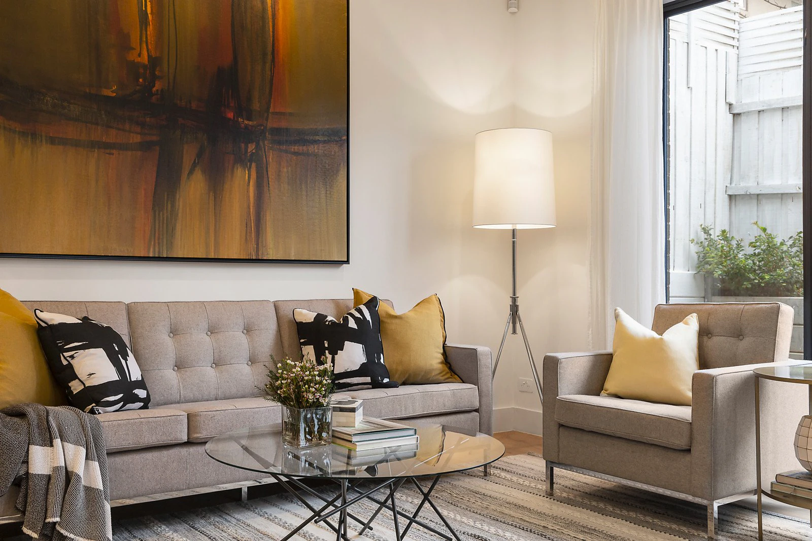 2/4 Garden Road, Camberwell, VIC