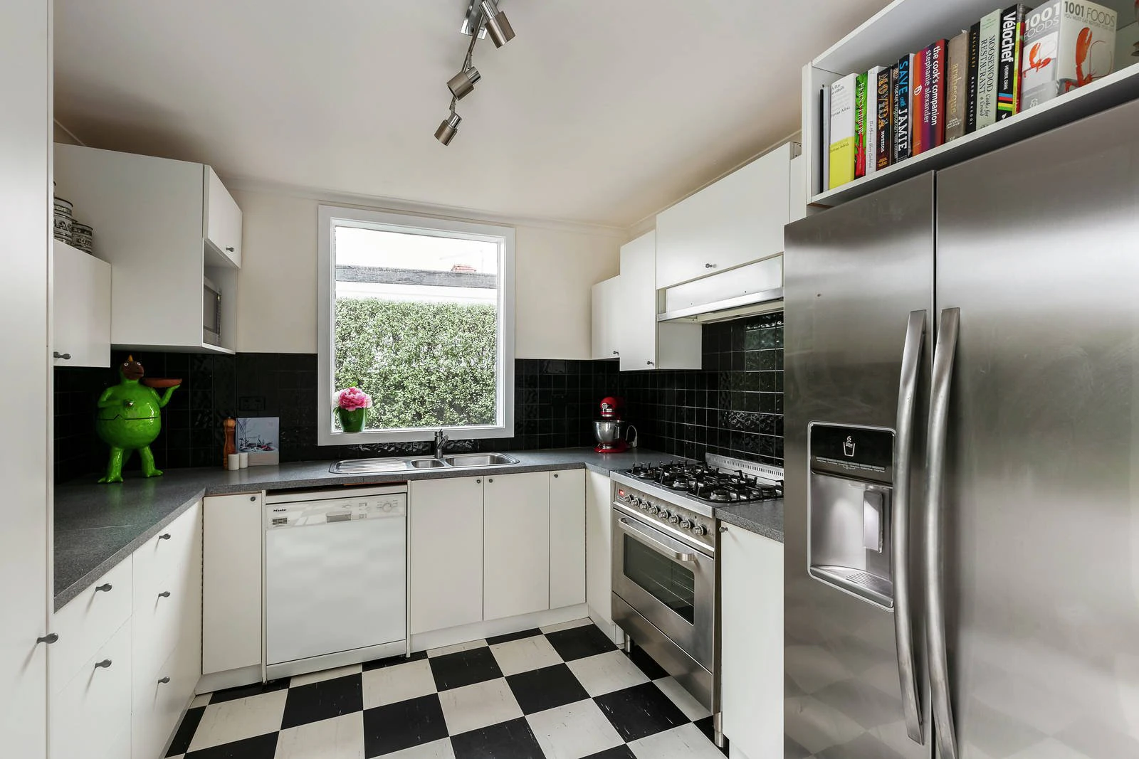 107 Martin Street, Brighton, VIC