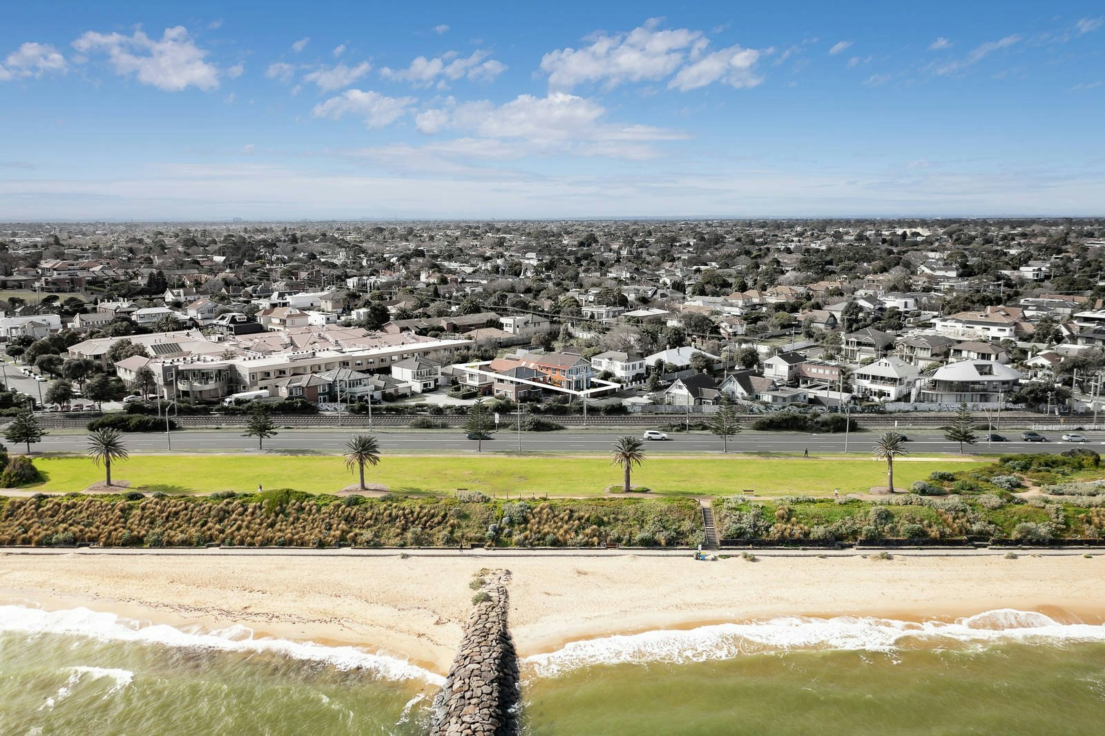 2 Seaview Avenue, Brighton, VIC