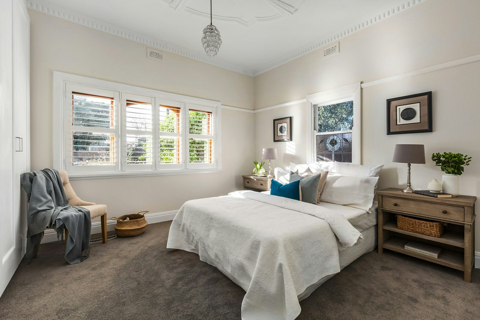 10 Hilltop Avenue, Glen Iris, VIC