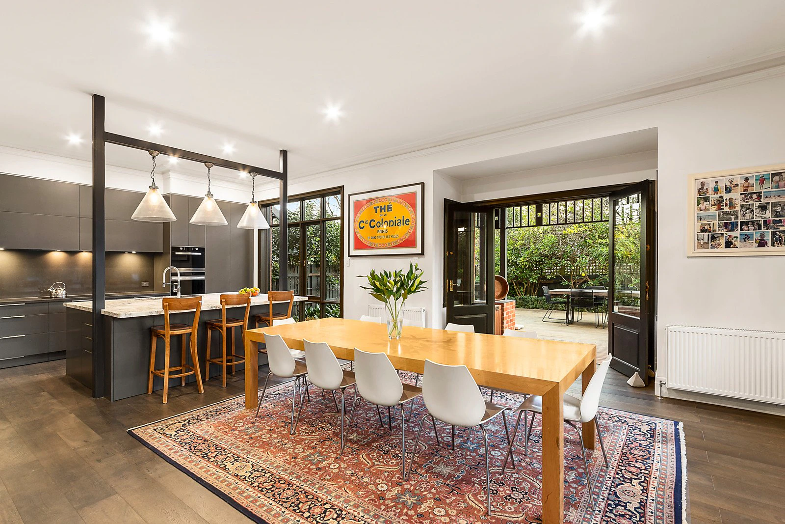 19 Glenbrook Avenue, Malvern East, VIC