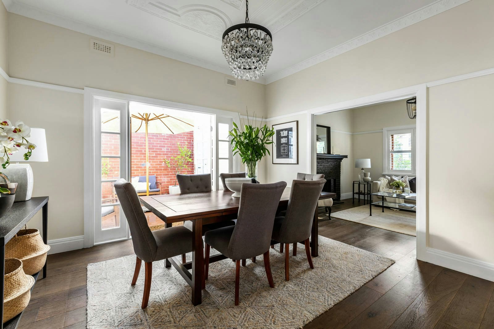 10 Hilltop Avenue, Glen Iris, VIC