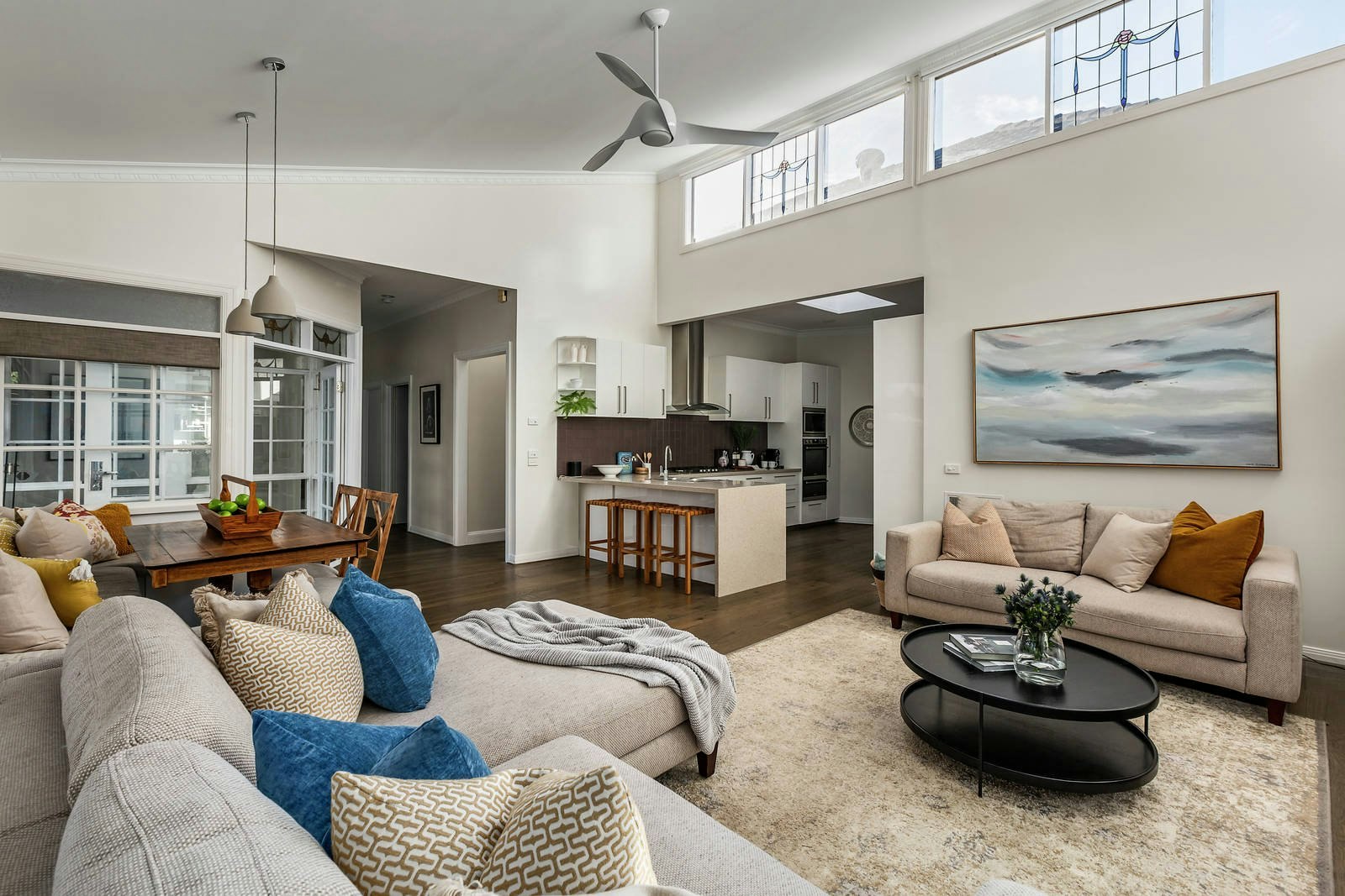 10 Hilltop Avenue, Glen Iris, VIC