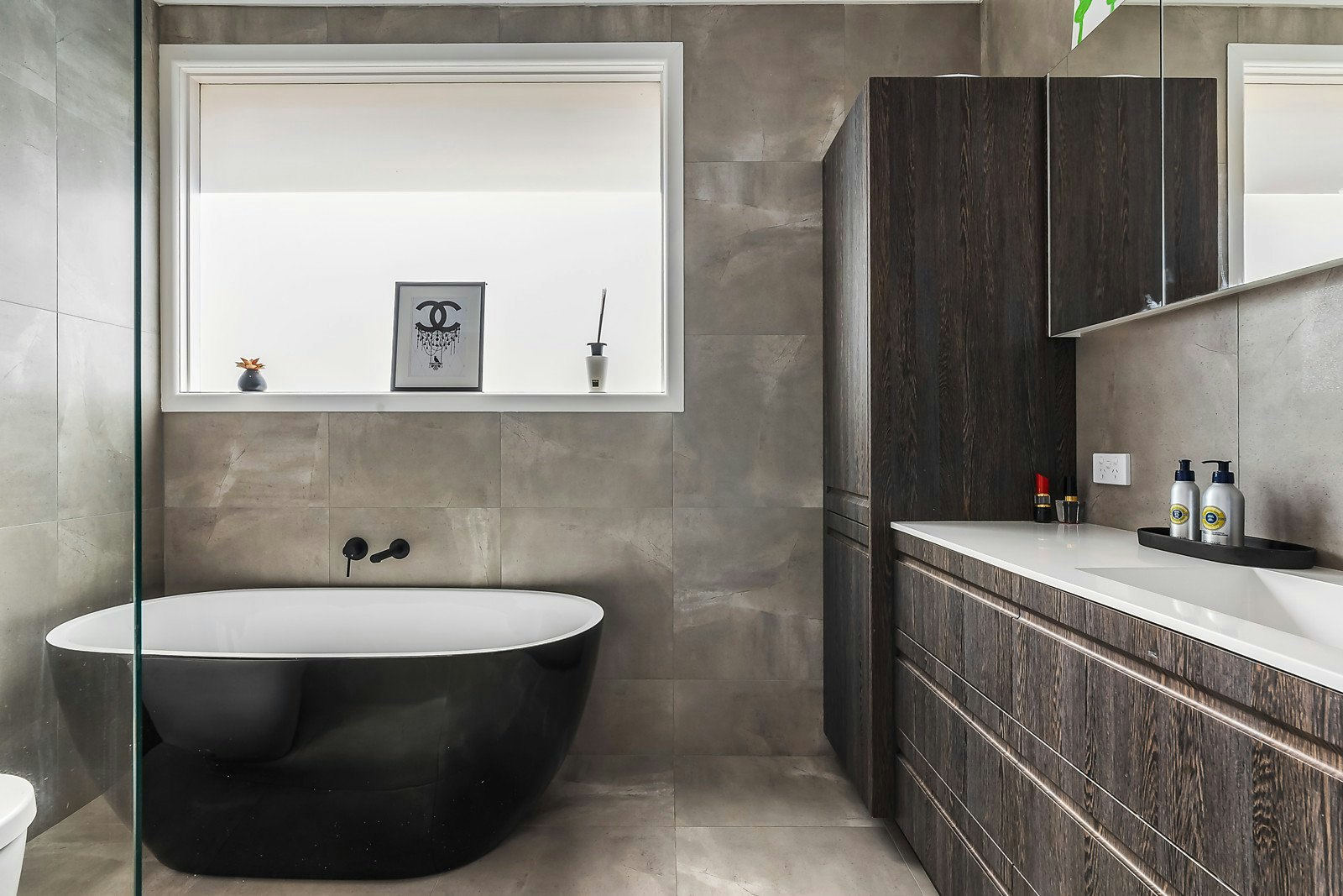 37 Chessell Street, Mont Albert North, VIC