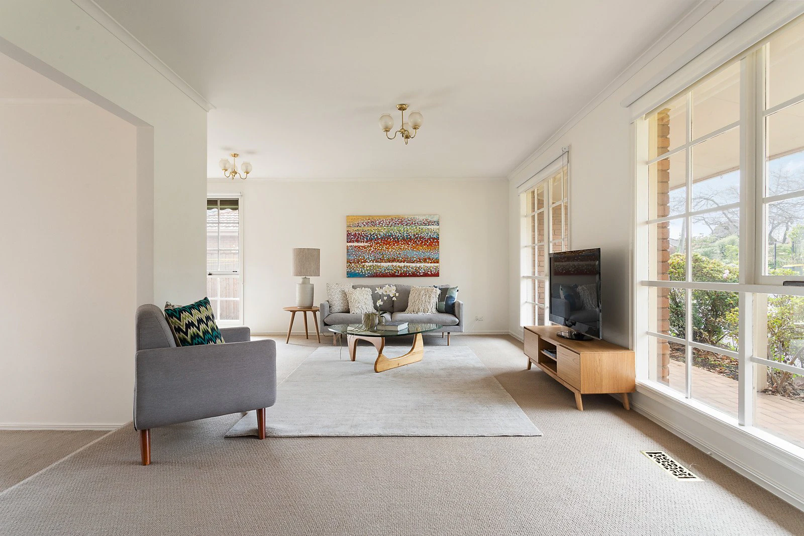 2/82 Windsor Crescent, Surrey Hills, VIC