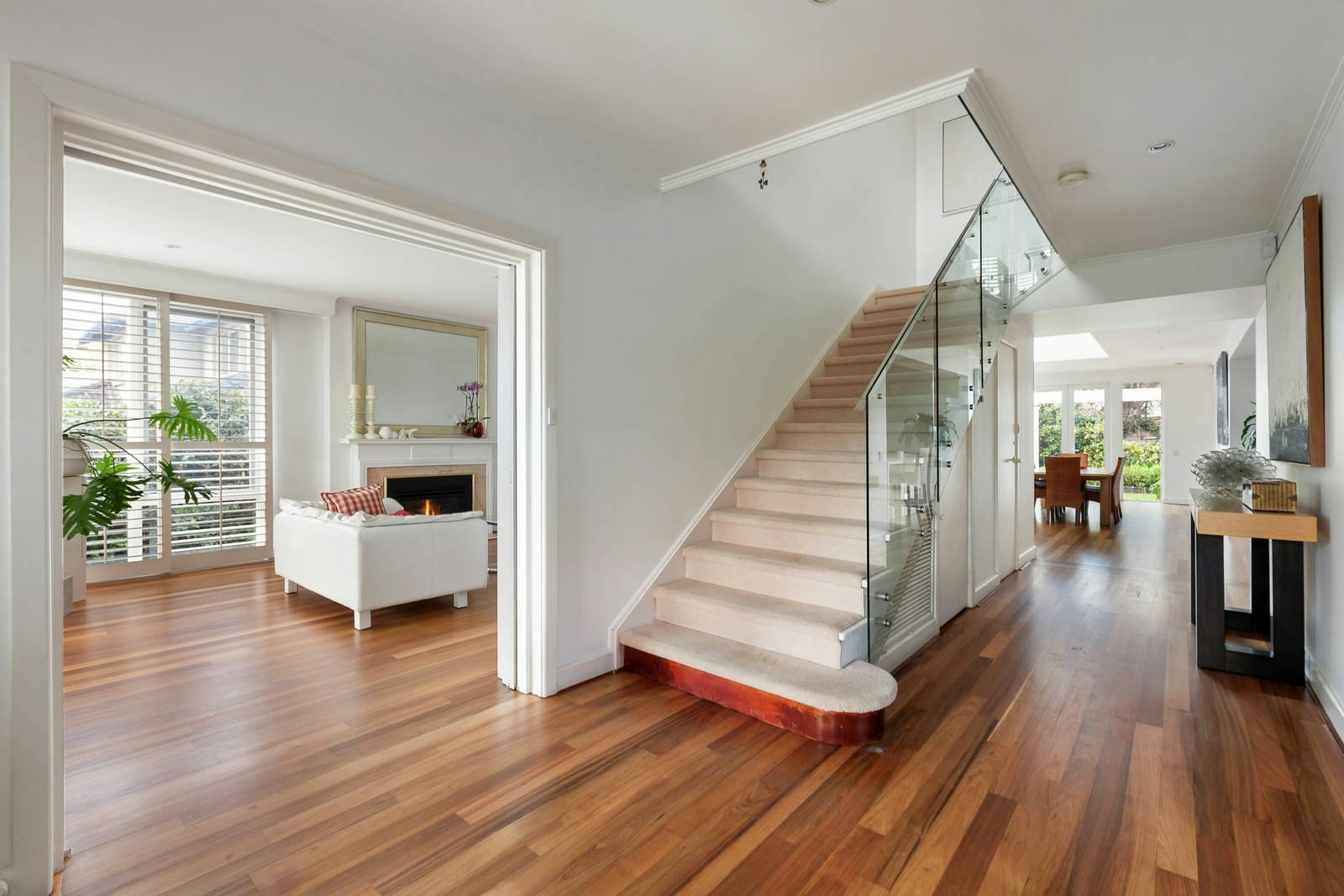 2a Glen Road, Toorak, VIC