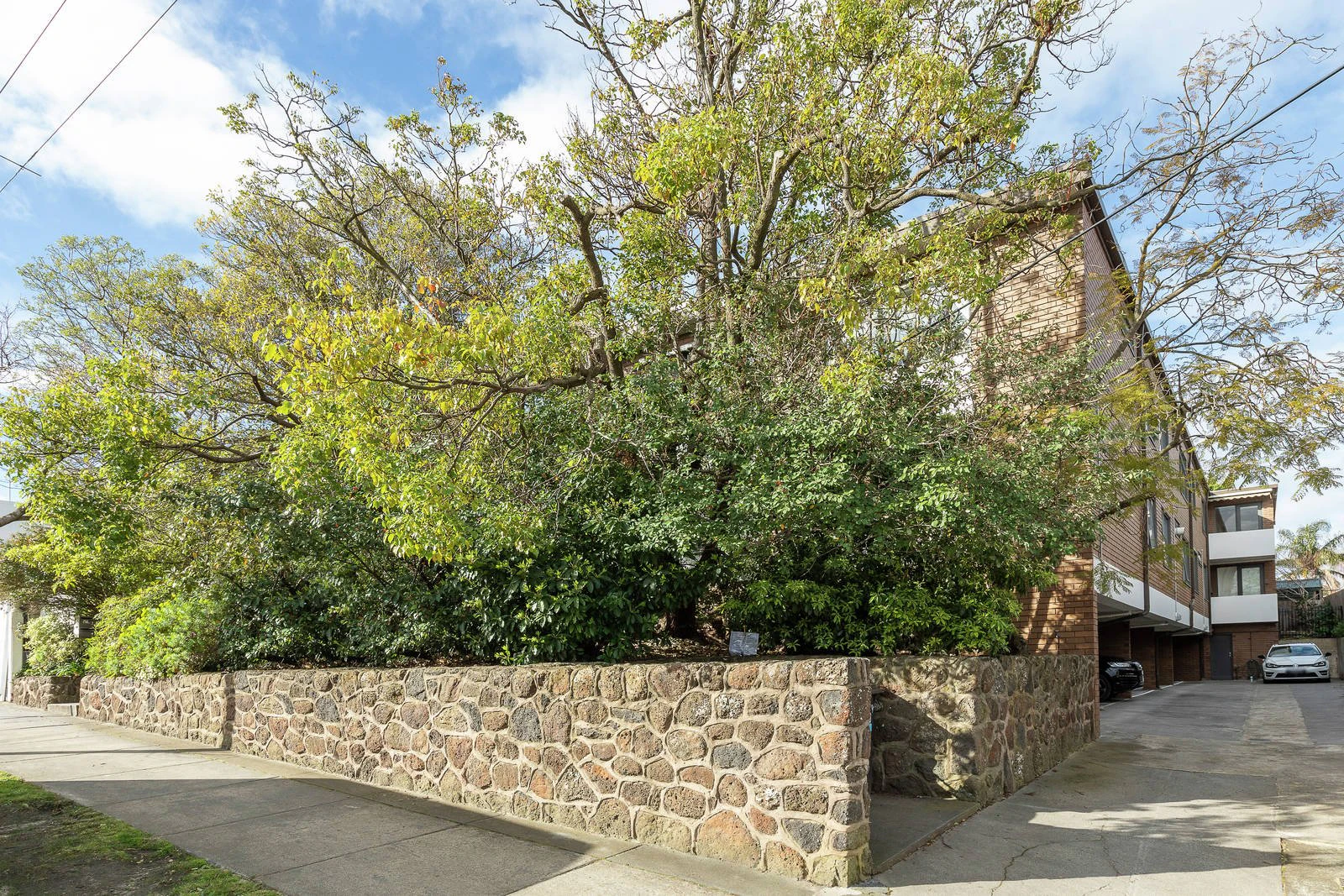 8/498 Glenferrie Road, Hawthorn, VIC