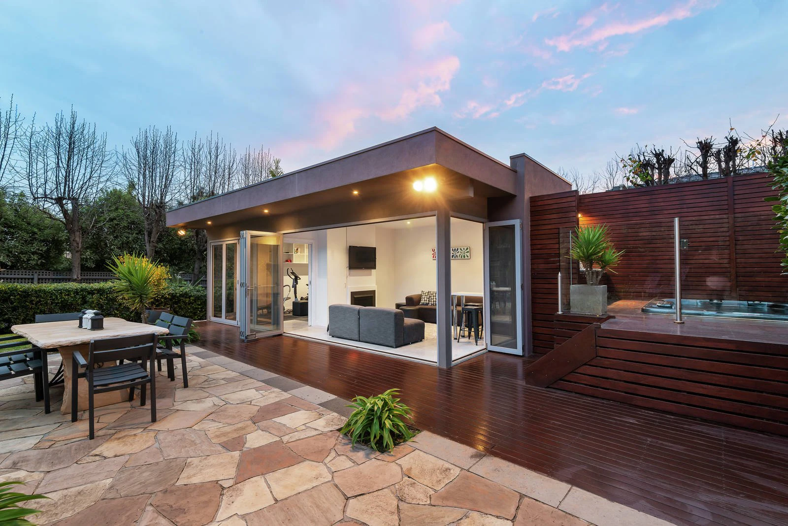 14 Fairfield Avenue, Camberwell, VIC