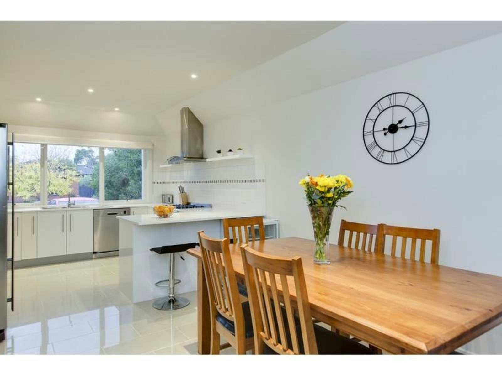 13 Cawarra Street, Mornington, VIC