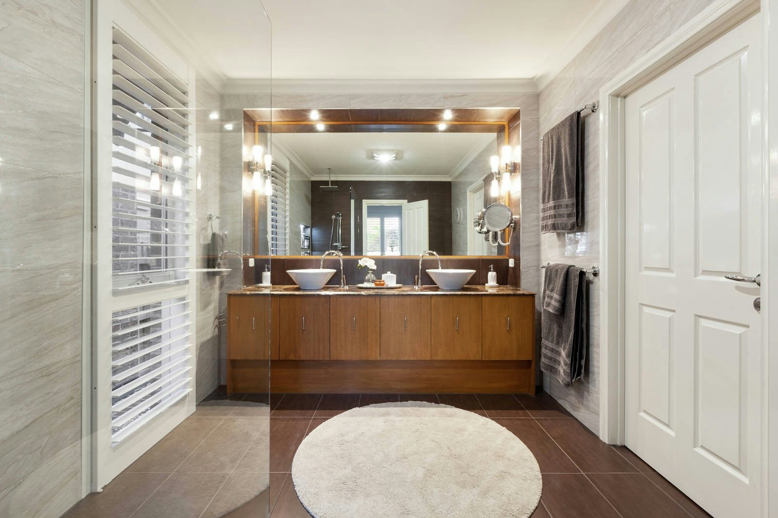 15A Grosvenor Parade, Balwyn, VIC